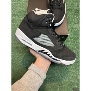 Jordan Retro 5 Moonlight Size 10.5